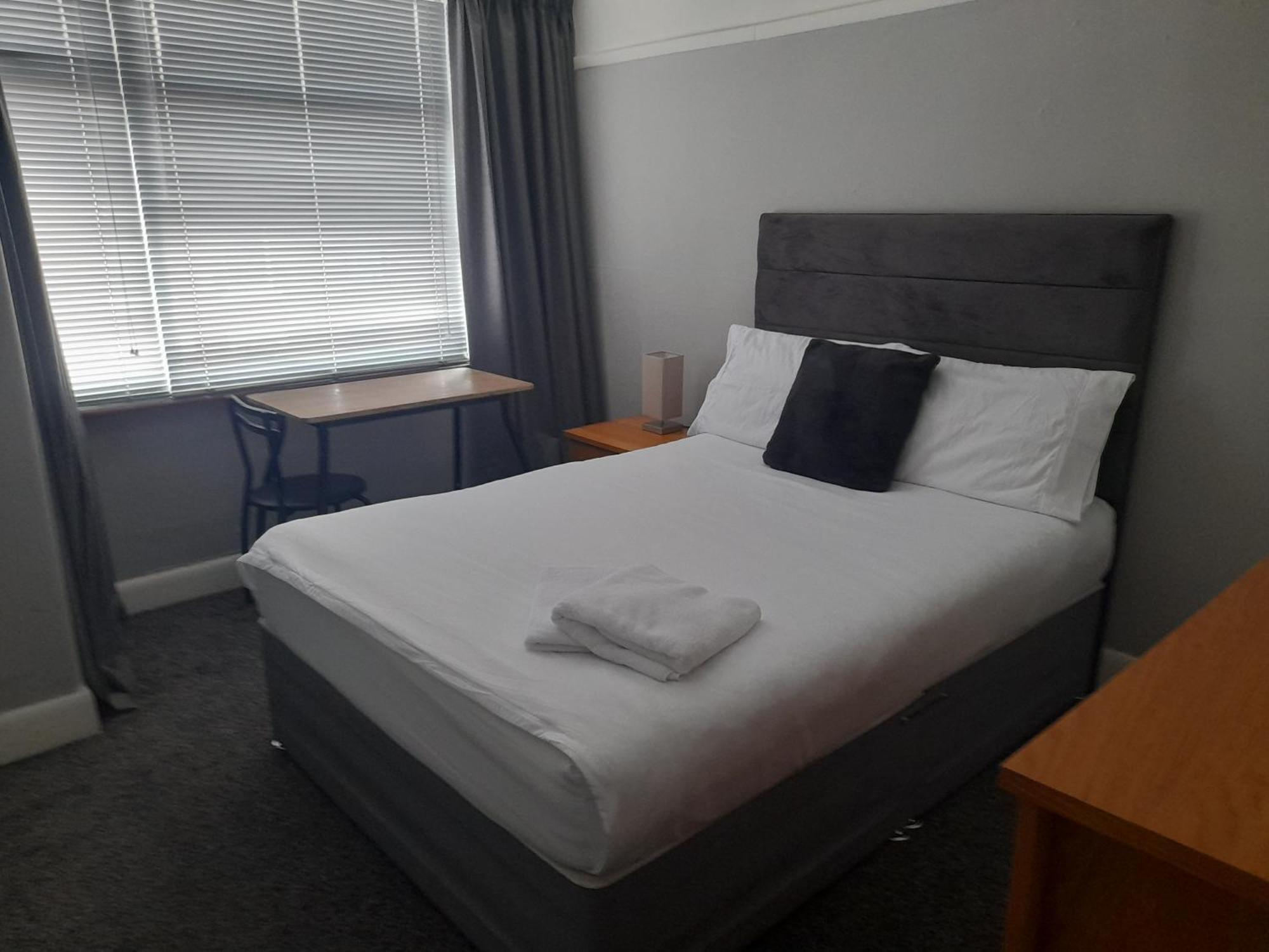Bright 4-Bed House 15 Min To Manchester Centre Villa Exterior foto